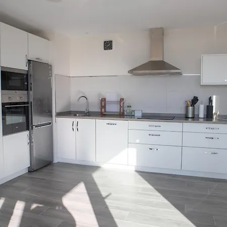 Holiday home Casa En Tarela,