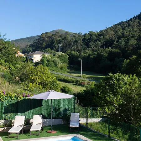 Casa En Tarela, * Porto do Son